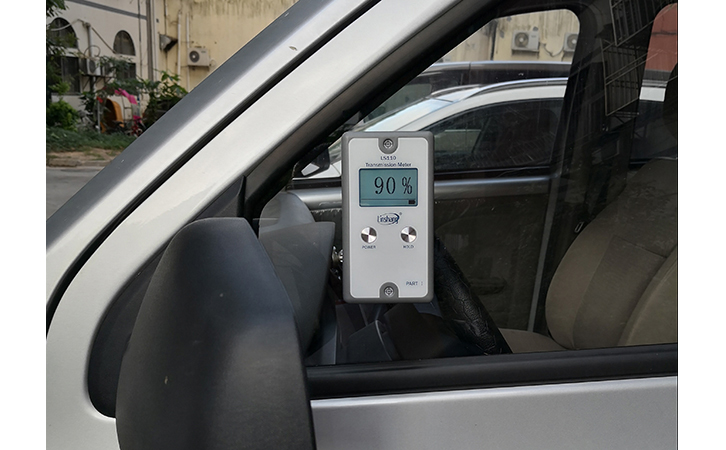 分體式可見(jiàn)光透過(guò)率測(cè)試儀